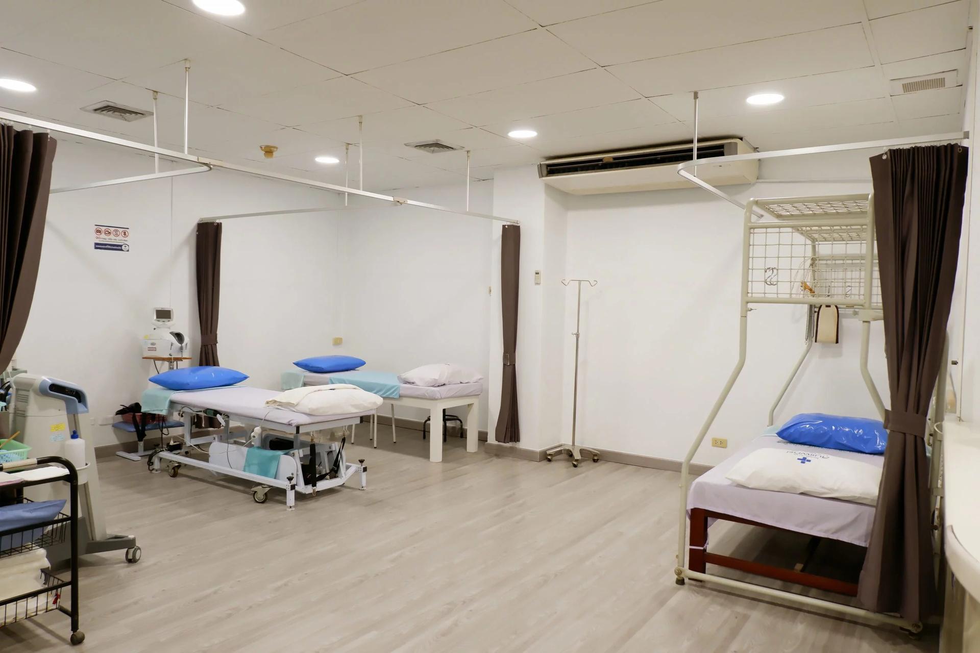 Synphaet Hospital Kanchanaburi | ArokaGO - Create Your Own Best ...